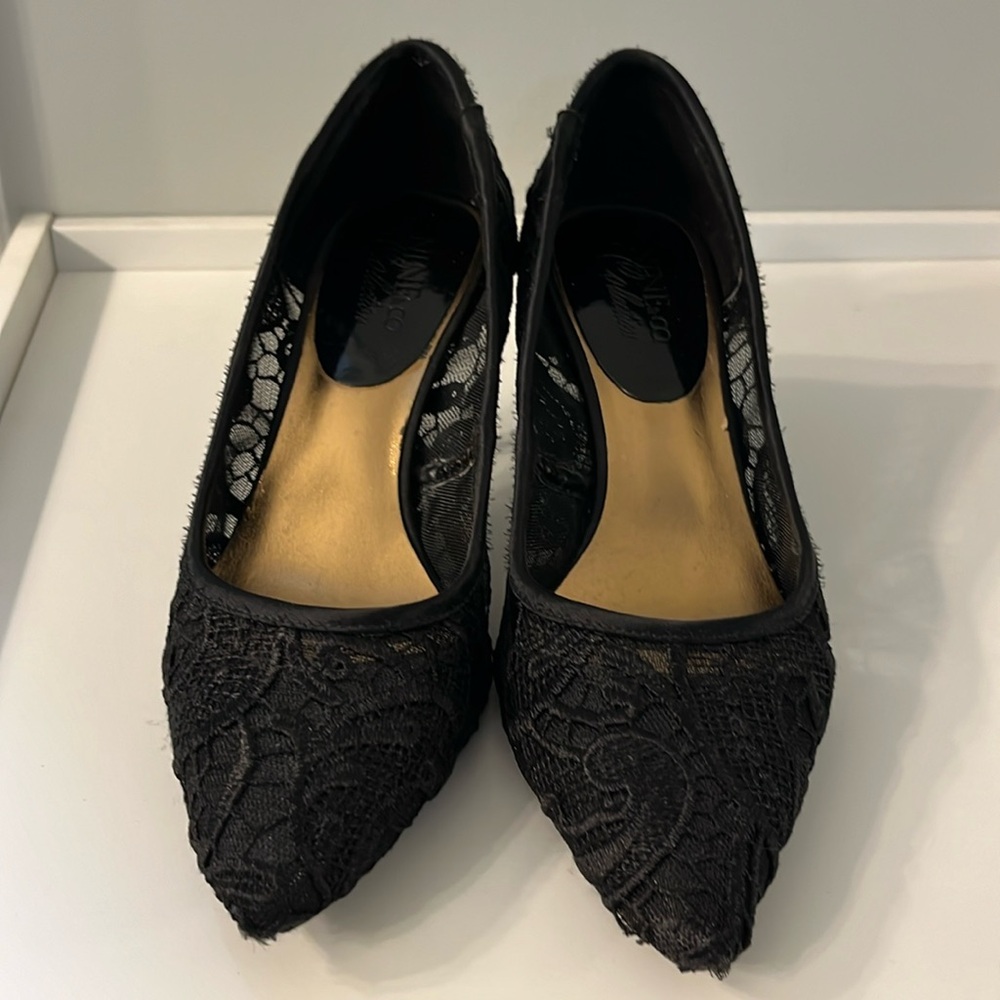 Nine&Co black lace heels